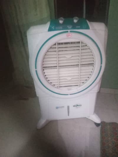 Room cooler