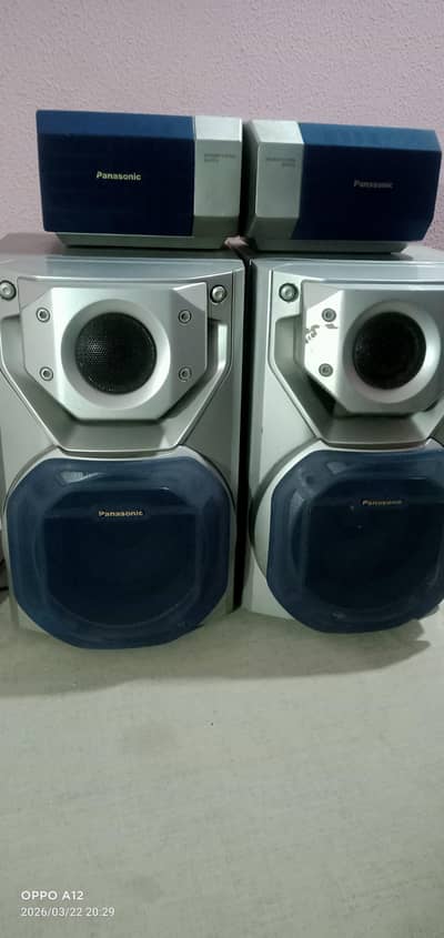 Panasonic 4 speakers set  contact: 03218809074