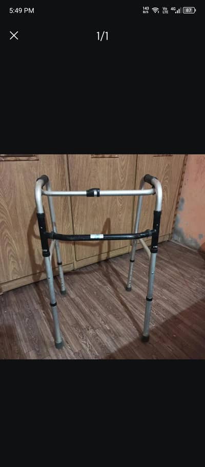 Adjustable elderly walker patient's