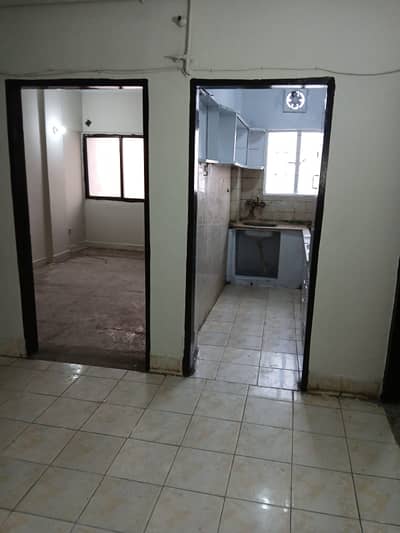 3 bed dd commercial space for rent 24 hours water and electricity separate gate and meters good location