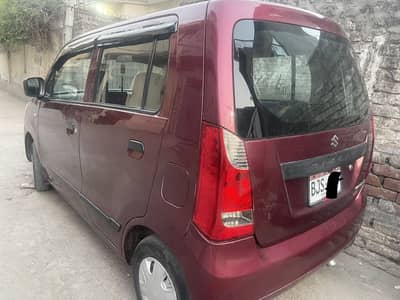 O3228l5l593 Suzuki wagon r 2017 urgent sale