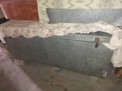 Heavy Duty Galvanized Steel Storage Trunk Box – Strong & Durable