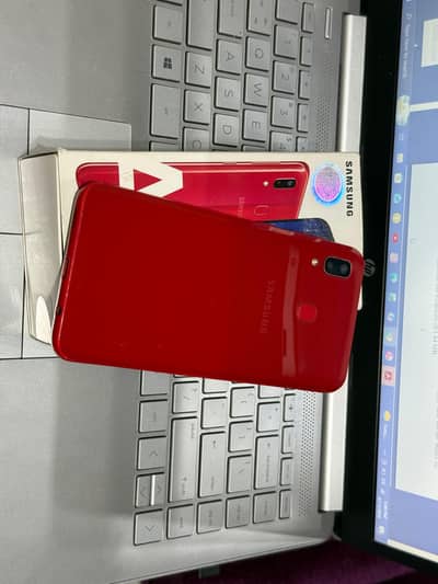 samsung a20 3/32gb for sale