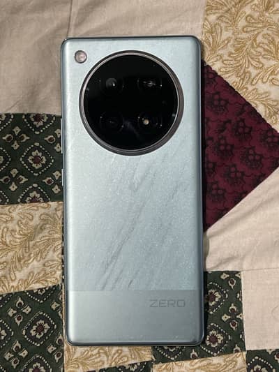 Infinix zero 40