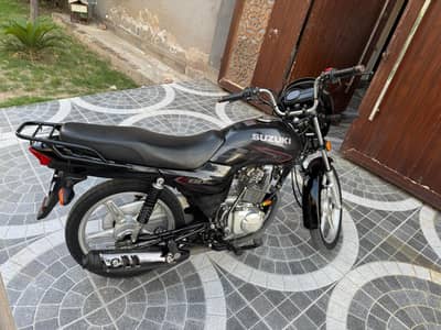 suzuki gd 110s 2024 good condition like new