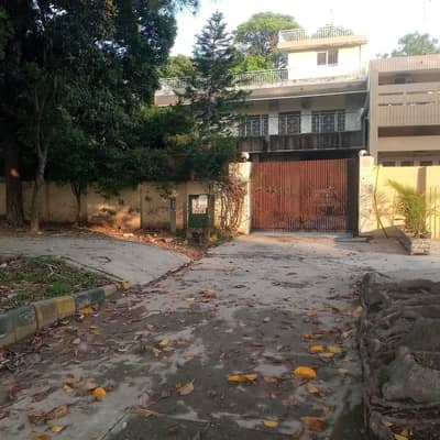 G-8/1 2800 Square Feet House Up For sale