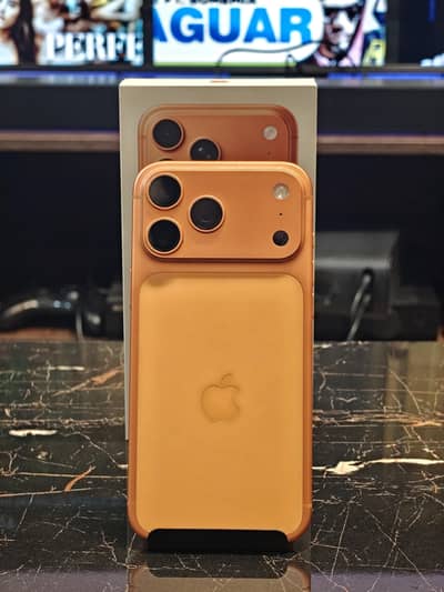 17 Pro Max 256GB Orange FU AppleCare+ Complete Box