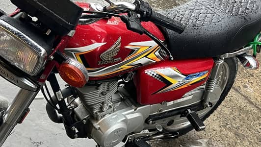 Honda 125   Model 2025