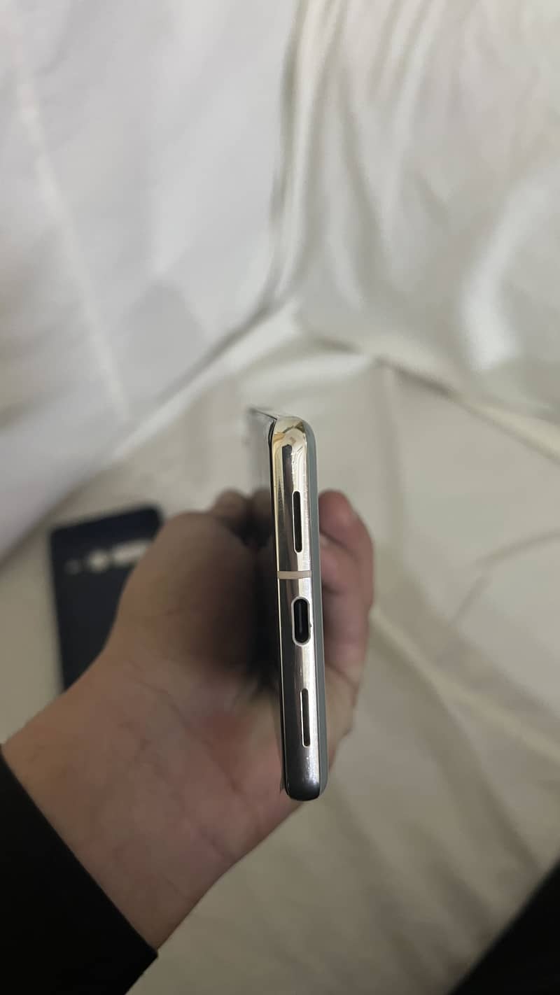 Google pixel 7 pro 2