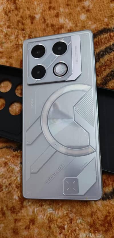 Infinix gt 20pro 12+256