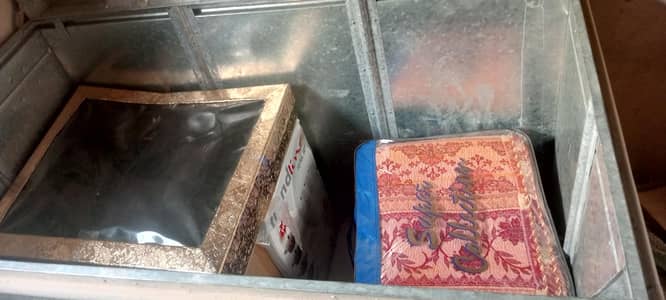 iron trunk petti almost new