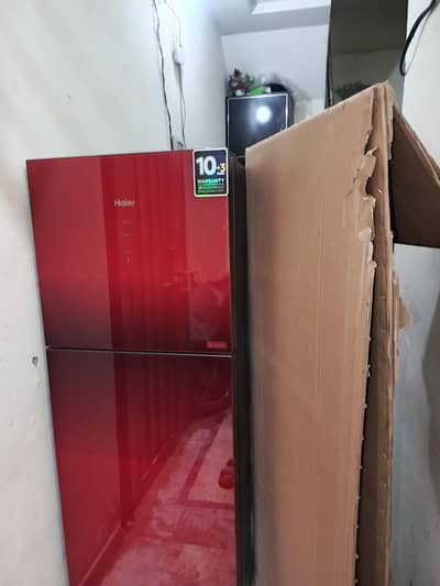 DC inverter touch Haier brand new condition olny 3 month 03124119862