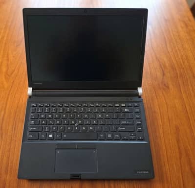 13.3" Toshiba Portege R30-C Notebook -i5-6th gen| 8/128GB| 2MPcam