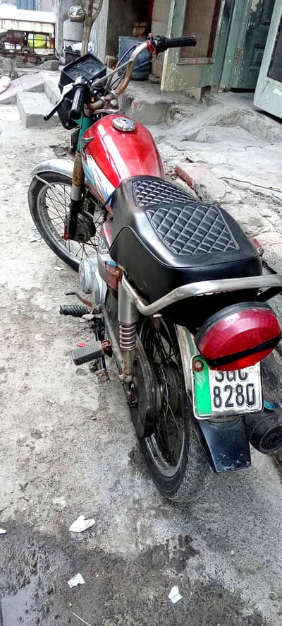 O3OO7896O65* HONDA CG 125 MADIN  JAPAN MODEL 1984