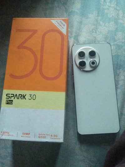 spark 30 pro 8. . 256