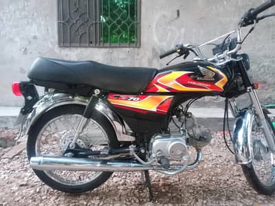 CD 70 full ok ha koi masla nhi h Tanki ki condition raff ha Baki ok