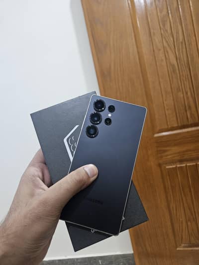 S25 Ultra 12/256 C--P PTA 10/10 scratchless with Box and Cable