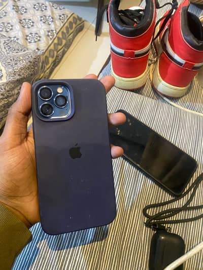 iPhone 12 pro max fu 256gb 10/9.5 condition