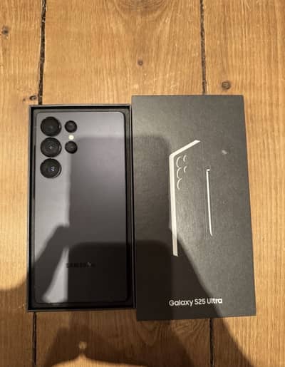 S25 Ultra 12/256 black factory unlock