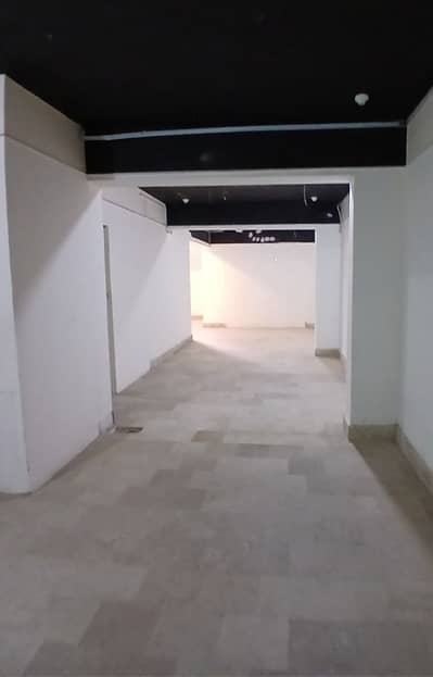 2 Room Withe Huge Lounge