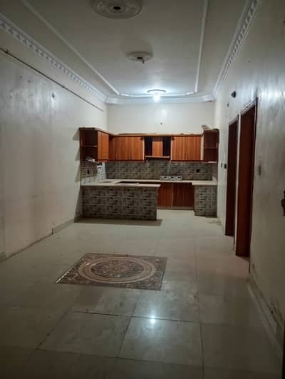 4 Bed Lounge On Ground Floormain Stadium Road