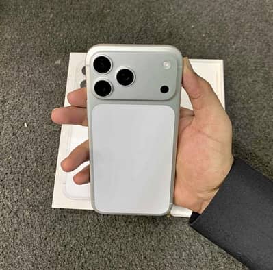 iPhone 17 pro max silver just active box pack jv