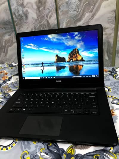 Dell Vostro 14-3468 original condition 10by10