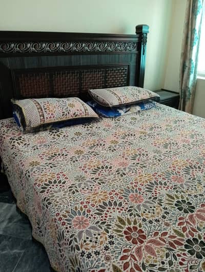 King size bed for sale