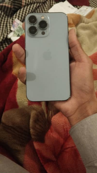 ifone13pro urgent sale 10/10. two month/ 4 month. / SIM time