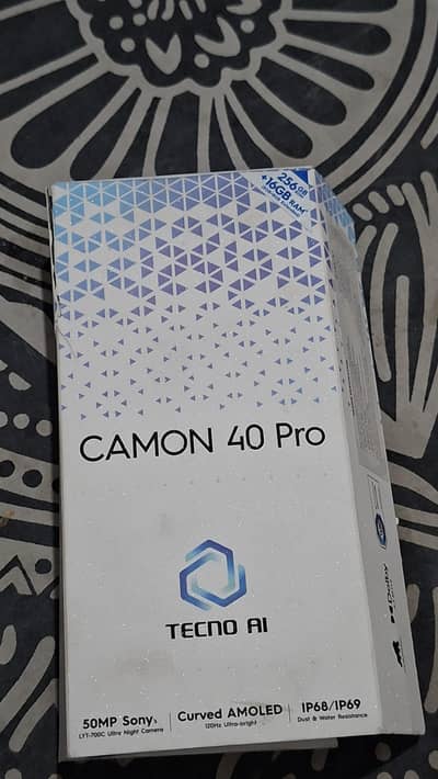 Tecno camon 40 pro
