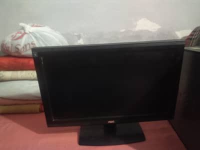 computer desktop 0302.51. 38.50. 3