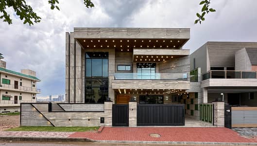 Triple Heighted House with Swimming Pool