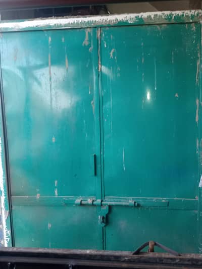 Door available for sell just 5 month used size 6.5/3.5 ahmadpur east