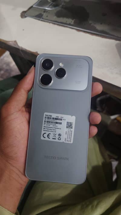 Tecno spark 40 for sale urgent