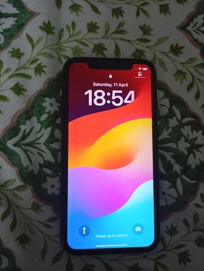 iPhone 11 non pta phone very good condition