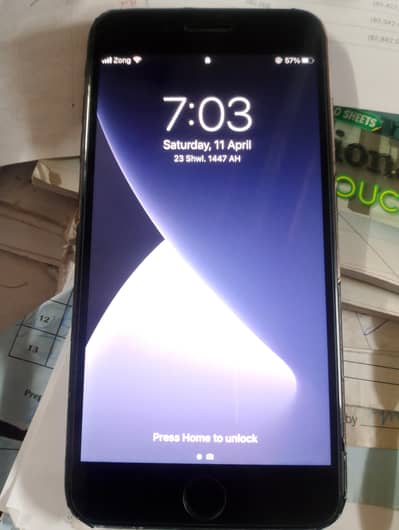 iphone 7plus 128gb pta approved with complete accessories