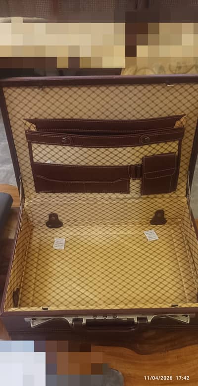 brief case