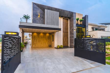 Elegant 1-Kanal Modern House for Sale | 5-Bed Premium Living