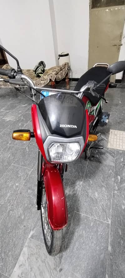 Honda CD 70 Dream in Lush Condition Urgent sale
