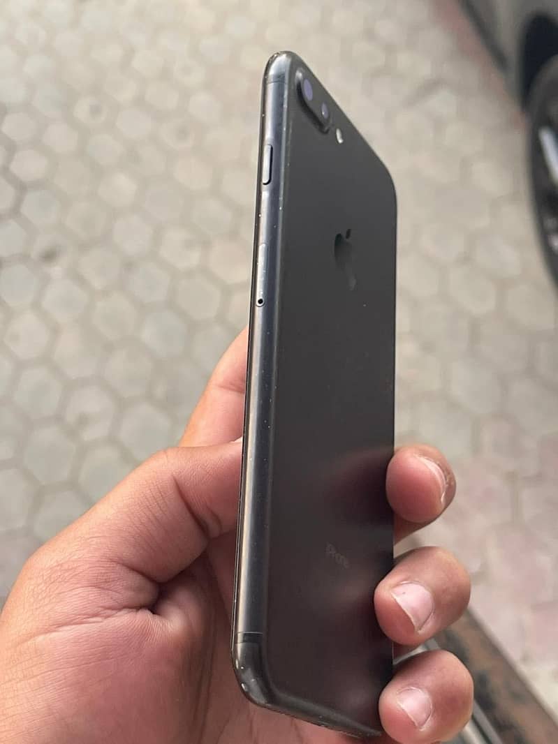 iPhone 7 plus 1