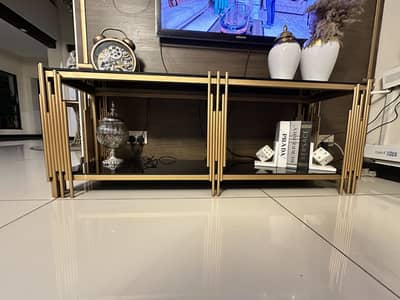 TV, centre and coffee Tables