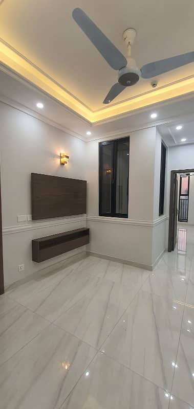 1 Bed Luxury Non Furnished Apartment Near Eiffel Tower For Sale Bahria Town Lahore