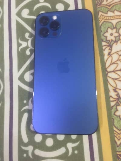 iPhone 12 pro read description