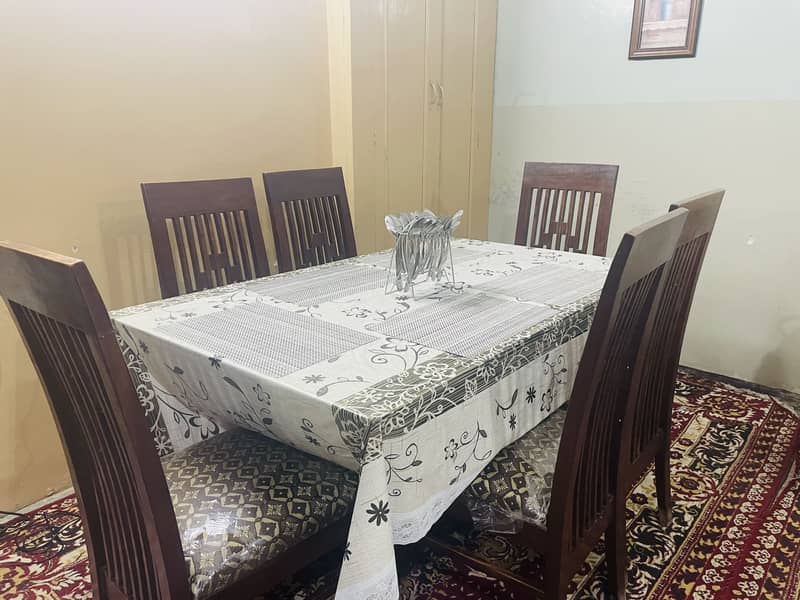 Dining table 6 persons 3