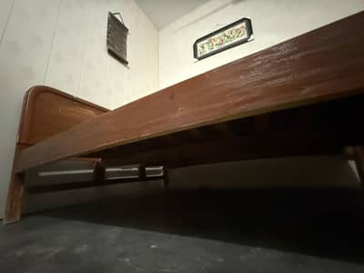 Used  double bed