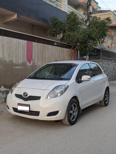 Toyota Vitz 2010/2013