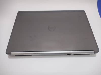 Dell Precision 7720