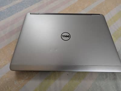 DELL Latitude E7240 Laptop | i7 4th Gen | 4 GB RAM