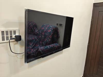 Sony LCD TV KLV 32 R302E