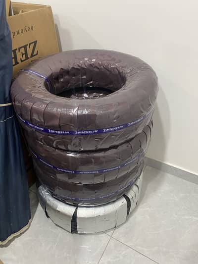 PRADO TX MICHELIN TYRE